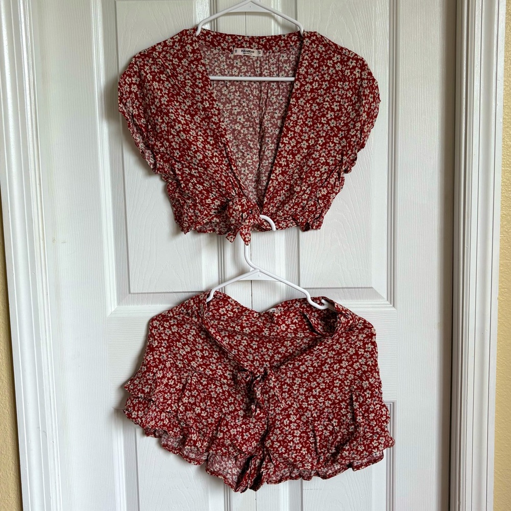 SOLD 2 piece floral Pull & Bear set